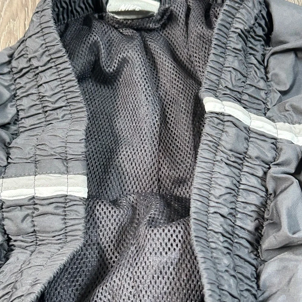 Vintage Nike Track Pants XL Black Windbreaker Mesh Lined 32